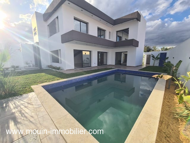 WhatsApp Image 2025-11-07 at 16.52.07 (1)